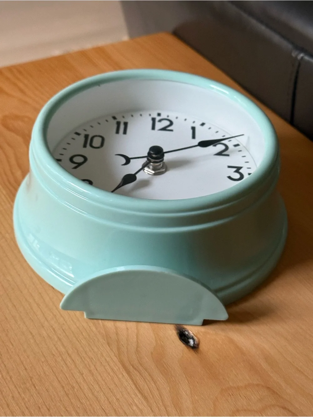 Vintage-Style Mint Green Table Clock - Unbranded